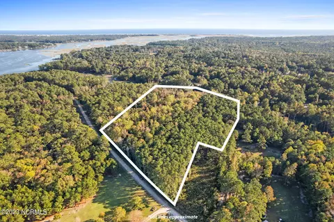 . Middle Dam Road Sw, Shallotte, NC 28470