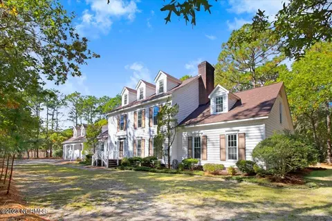 904 Lake Wackena Rd, Goldsboro, NC 27534