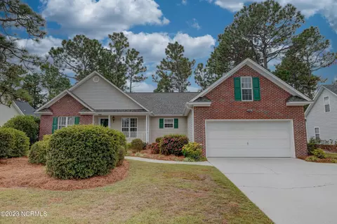 4940 Woods Edge Rd, Wilmington, NC 28409