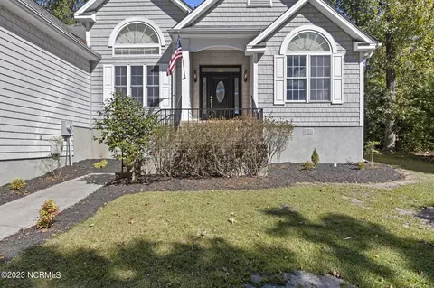 234 Hickory Ln, Hampstead, NC 28443 photo 1