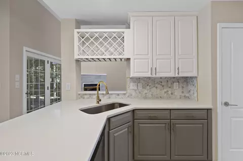 234 Hickory Ln, Hampstead, NC 28443 photo 6