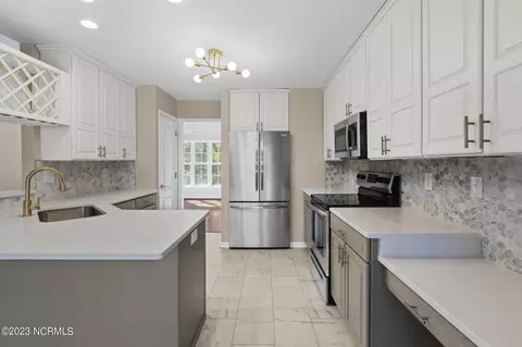 234 Hickory Ln, Hampstead, NC 28443 photo 7