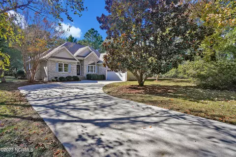 405 Lakeview Dr, Hampstead, NC 28443 photo 3
