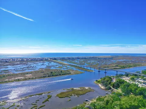 203 Shoreline Dr E, Sunset Beach, NC 28468 photo 10