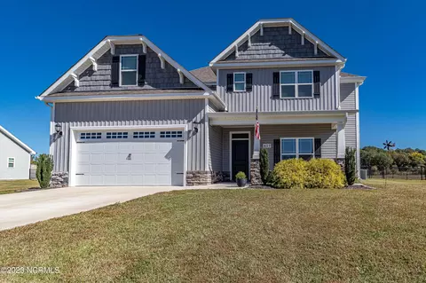 427 Planters Ridge Dr, Pikeville, NC 27863
