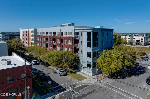 801 N 4th St #301, Wilmington, NC 28401
