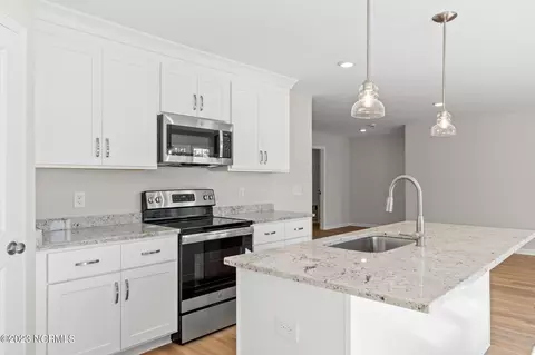 186 Priscilla Pl, Hampstead, NC 28443 photo 9