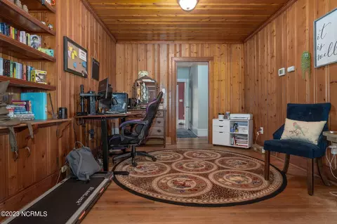 304 E Franklin St, Williamston, NC 27892 photo 17