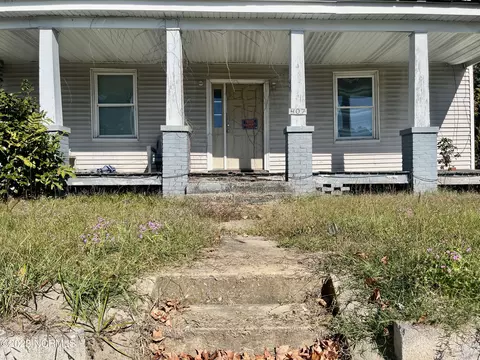 407 E Main St, Murfreesboro, NC 27855 photo 5