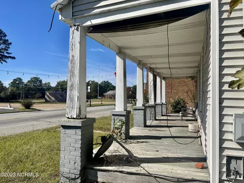 407 E Main St, Murfreesboro, NC 27855 photo 6