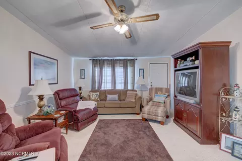 108 Pine Ridge Ct, Hampstead, NC 28443 photo 6