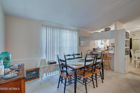 108 Pine Ridge Ct, Hampstead, NC 28443 photo 8