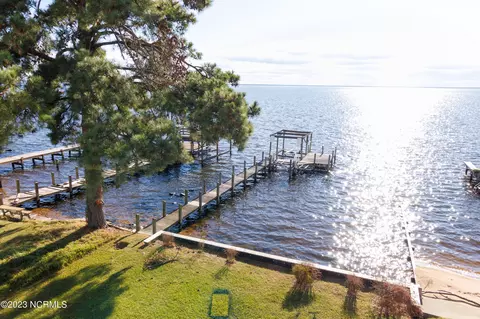 516 Surfside Dr, Edenton, NC 27932