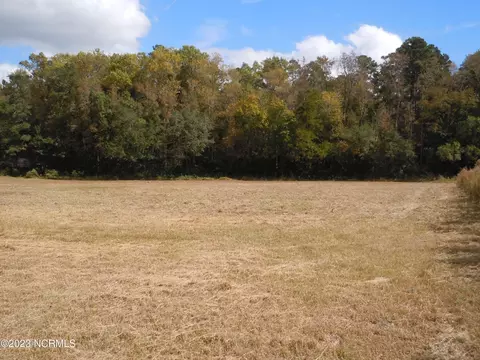 900 Stake Rd, Tabor City, NC 28463