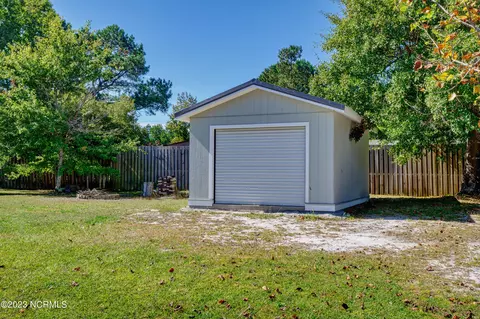 213 Contrail Rd, Hampstead, NC 28443 photo 9