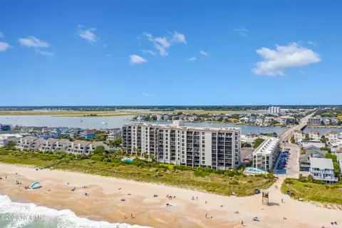 95 S Lumina Ave #6-D, Wrightsville Beach, NC 28480
