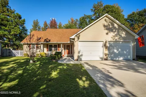 212 Monterey Cir, New Bern, NC 28562
