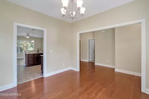 49 Feather Ln, Rocky Point, NC 28457 photo 4
