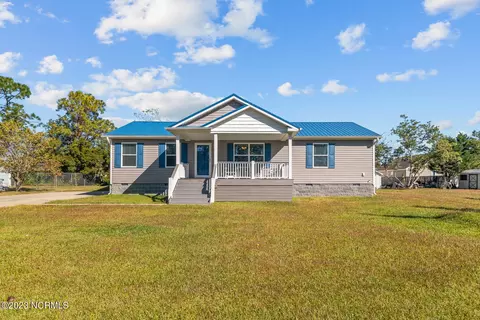 4586 Bald Cypress St SE, Southport, NC 28461