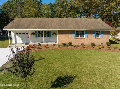 1719 Edgewood Dr, Elizabeth City, NC 27909