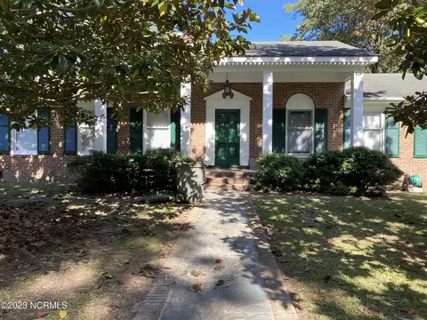 1609 E Canal St, Tarboro, NC 27886