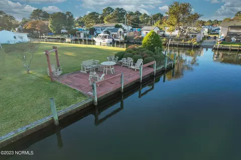 110 Canal Ct, Grandy, NC 27939 photo 6