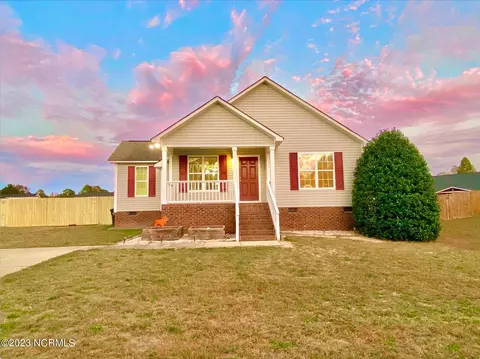 145 Sword Loop, Broadway, NC 27505 photo 1