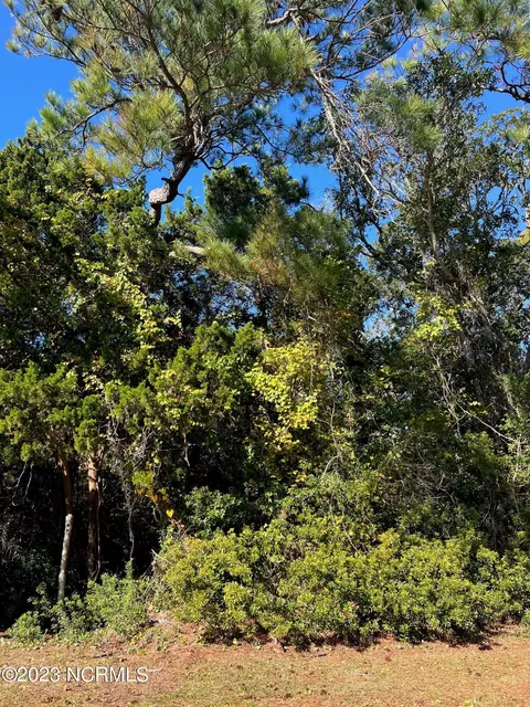 250 SE Bl02006 Se 75th St, Oak Island, NC 28465