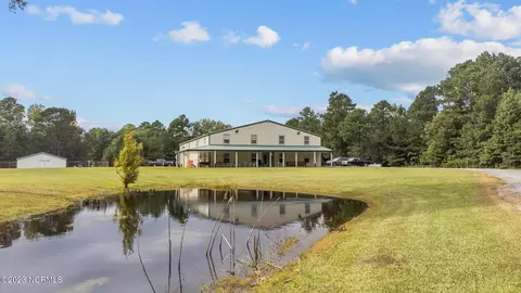1255 Satterthwaite Rd, Greenville, NC 27834