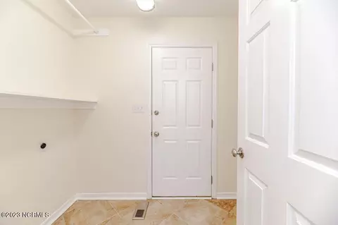 102 Hampton Ct, West End, NC 27376 photo 18