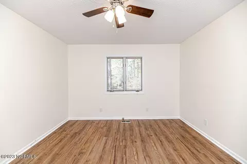 102 Hampton Ct, West End, NC 27376 photo 27