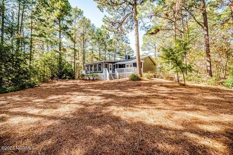102 Hampton Ct, West End, NC 27376 photo 38