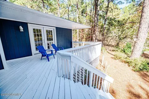 102 Hampton Ct, West End, NC 27376 photo 32