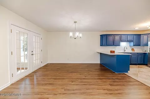 102 Hampton Ct, West End, NC 27376 photo 14