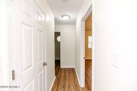 102 Hampton Ct, West End, NC 27376 photo 25