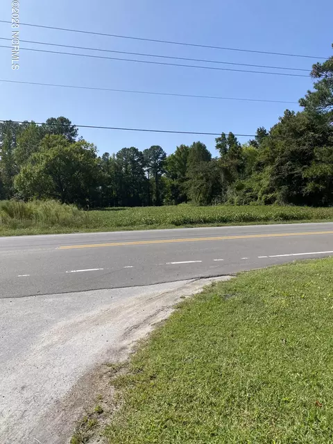 617 Cherry Run Rd, Washington, NC 27889 photo 1