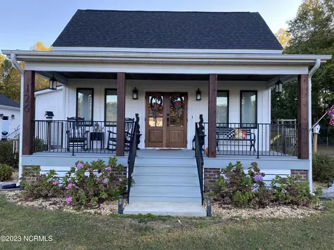 126 Nc 92, Washington, NC 27889