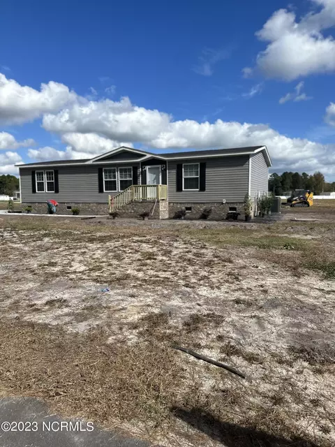847 Yaupon Dr SW, Calabash, NC 28467