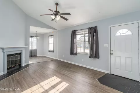 113 Parnell Rd, Hubert, NC 28539 photo 11