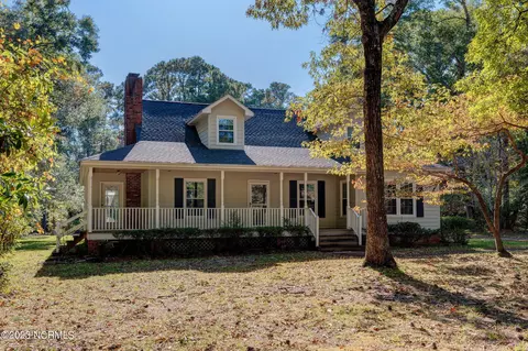 115 Country Place Rd, Wilmington, NC 28409