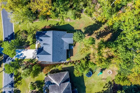 239 Aster Pl, Hampstead, NC 28443 photo 25