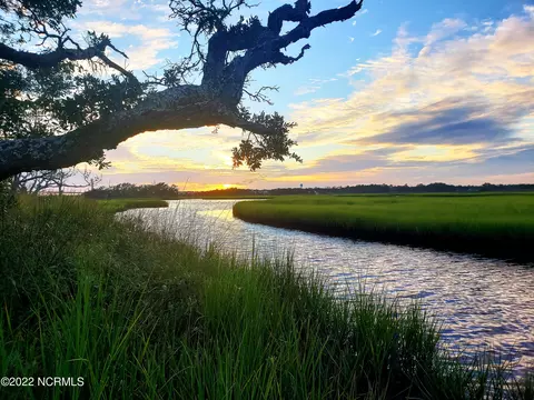 lot10 W Wilmington Ave, Surf City, NC 28445