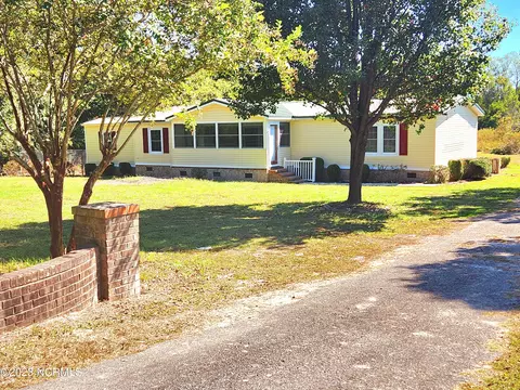 4125 Falling Creek Rd, Kinston, NC 28504