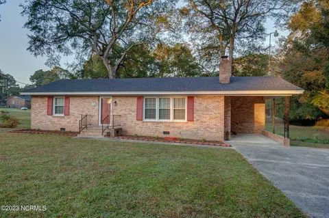 5431 Lakehaven Ct # A, Wilson, NC 27896