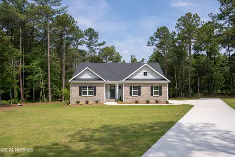 409 Piney Oak Dr #52, Carthage, NC 28327