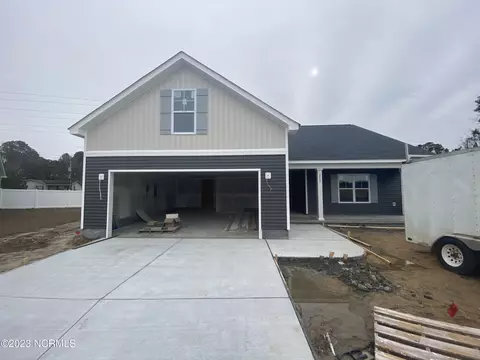 209 Sequoia Dr, Greenville, NC 27858