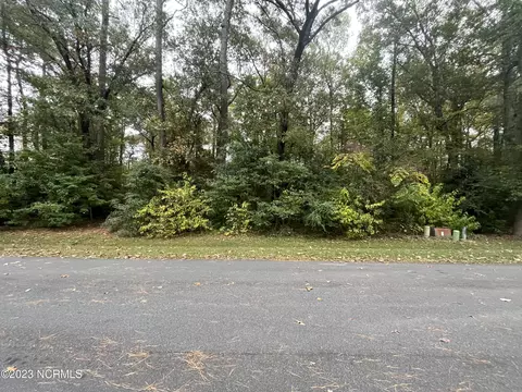 lot7 8 Windermere Ct, Greenville, NC 27858
