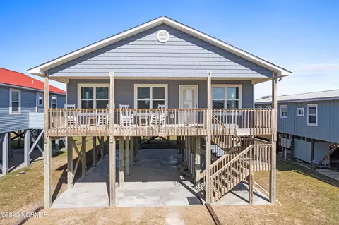 3312 W Beach Dr, Oak Island, NC 28465