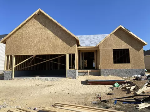 2301 Zircon Dr, Winterville, NC 28590