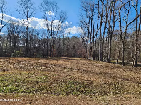 126 Forest Glen Ln, Pollocksville, NC 28573